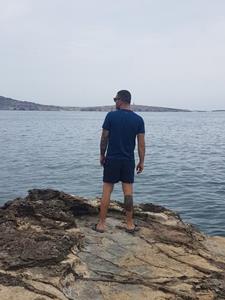 Isti 43 éves férfi, Komárom-Esztergom megye