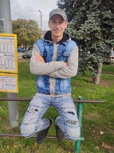 Isti2000 31 éves férfi, Komárom-Esztergom megye