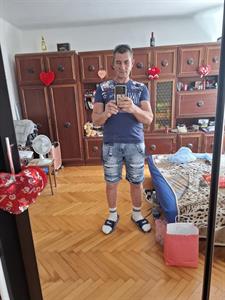 István 57 és 51 éves férfi, Budapest