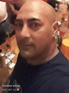 Istvan 37 éves férfi, Budapest