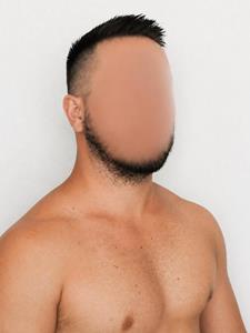 István 38 éves férfi, Pest megye