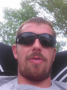 Jani 45 éves férfi, Pest megye