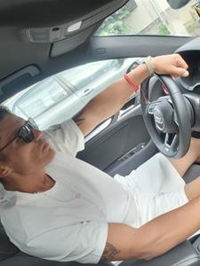 janika 39 éves férfi, Komárom-Esztergom megye