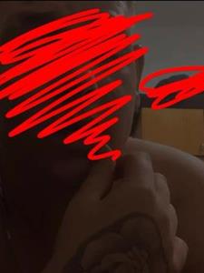 Janos 20 éves férfi, Budapest