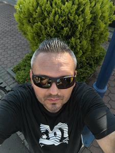 Jimmy 42 éves férfi, Fejér megye