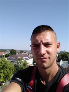 Joci 32 éves férfi, Jász-Nagykun-Szolnok megye