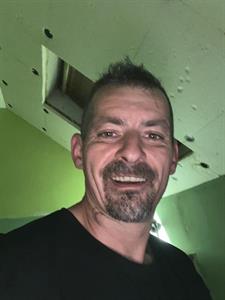 Jocoo 40 éves férfi, Tolna megye