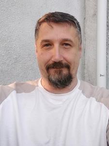 Joey 50 éves férfi, Budapest