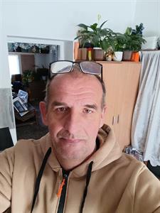 Jozi 56 éves férfi, Pest megye