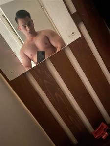 Jozsika 28 éves férfi, Budapest