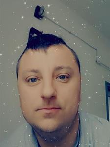 Karcsi27 33 éves férfi, Komárom-Esztergom megye