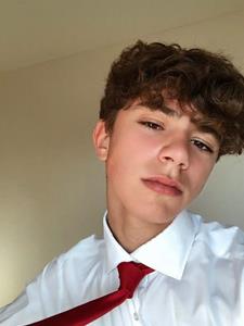 Kevv 18 éves férfi, Budapest