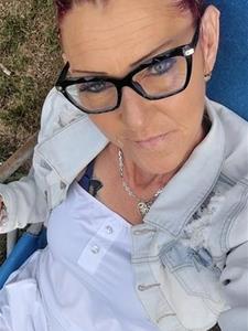 Kinga 44 éves nő, Békés megye