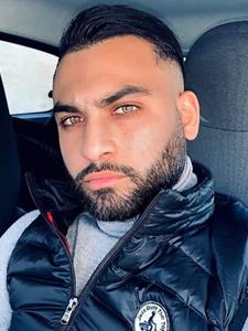 Andris 24 éves férfi, Budapest