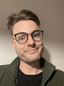 Kiskandúr 25 éves férfi, Budapest