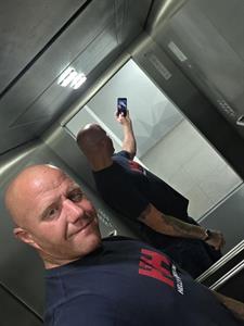 Krissz 40 éves férfi, Budapest