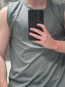 Krisz 23 éves férfi, Vas megye