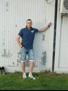 Krisz001 42 éves férfi, Győr-Moson-Sopron megye