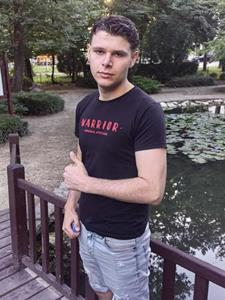 Krisz444 20 éves férfi, Somogy megye