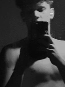 Krisztián 19 éves férfi, Tolna megye