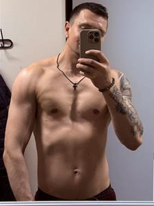 K.Rudi93 32 éves férfi, Komárom-Esztergom megye