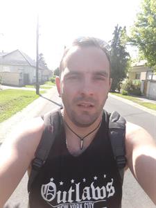 Kumi 37 éves férfi, Győr-Moson-Sopron megye