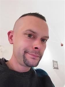 Laci 34 éves férfi, Budapest