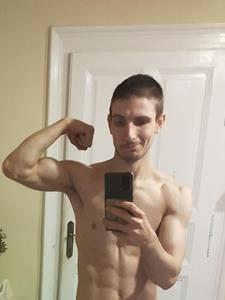 Laci 31 éves férfi, Budapest