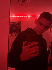 Laci 24 éves férfi, Csongrád megye