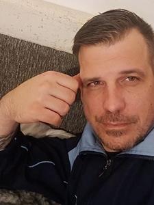 Lackó 37 éves férfi, Bács-Kiskun megye