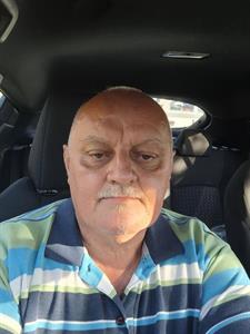 Lali 61 éves férfi, Pest megye