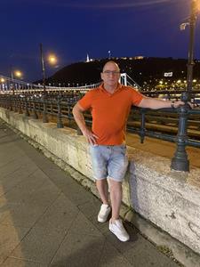 László 50 éves férfi, Pest megye