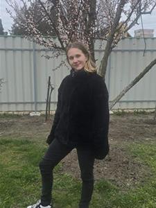 Lau 20 éves nő, Békés megye