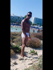 Lboy79 46 éves férfi, Komárom-Esztergom megye