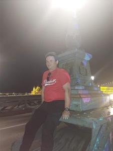 Levi 48 éves férfi, Budapest