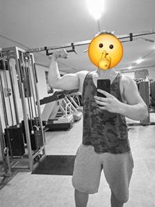 Levi234 24 éves férfi, Baranya megye