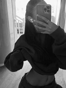 Lili 26 éves nő, Budapest