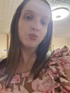 Linda 30 éves nő, Győr-Moson-Sopron megye