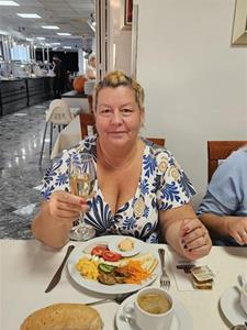 Lucky 51 éves nő, Jász-Nagykun-Szolnok megye