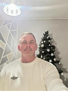 Lui 53 éves férfi, Budapest