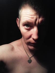 MacLoading 43 éves férfi, Budapest