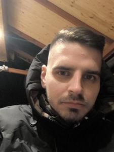 Manfred 32 éves férfi, Heves megye