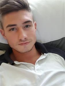 Martin 30 éves férfi, Csongrád megye