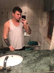 Martin 28 éves férfi, Csongrád megye