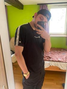 Martin 24 éves férfi, Borsod-Abaúj-Zemplén megye