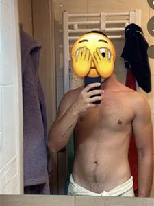 Márton 25 éves férfi, Pest megye