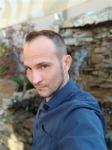 Matyko 35 éves férfi, Pest megye