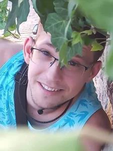 megareplika 32 éves férfi, Budapest