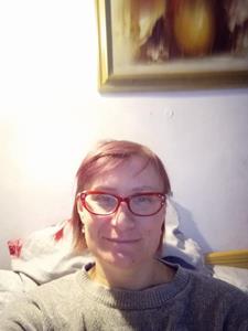 Mesi 47 éves nő, Pest megye