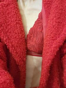 Mézy 43 éves nő, Győr-Moson-Sopron megye